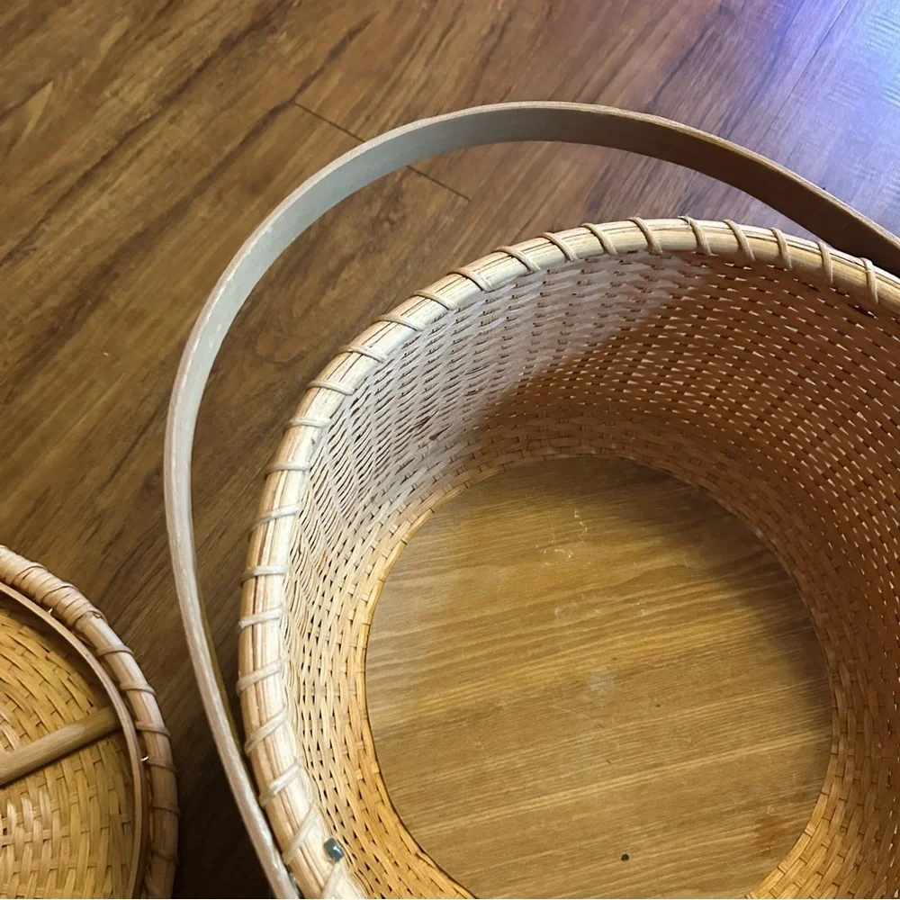 Woven Basket with Handle Vintage Nantucket basket with lid